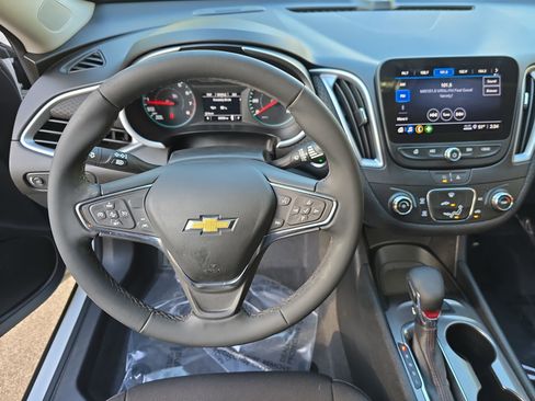 Used 2023 Chevrolet Malibu RS image 15