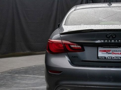 Used 2016 INFINITI Q70 3.7 w/ Deluxe Touring Package image 12