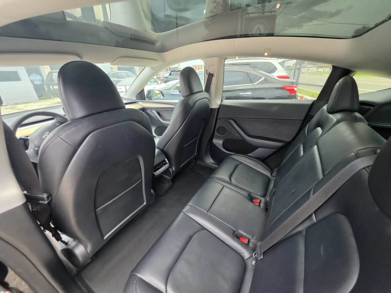 Used 2023 Tesla Model Y AWD image 10