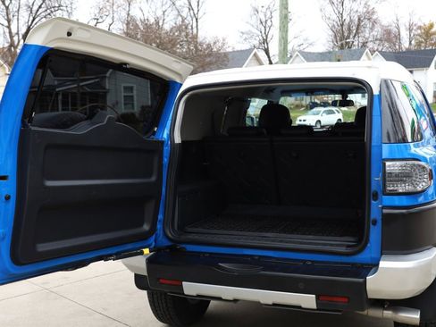 Used 2007 Toyota FJ Cruiser 4WD image 26