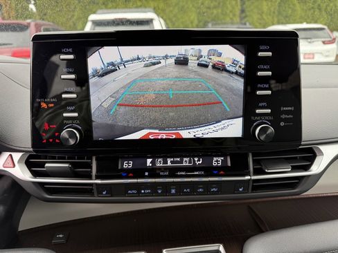 Certified 2023 Toyota Sienna XLE image 27