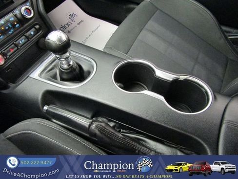 Used 2018 Ford Mustang Coupe RWD image 29