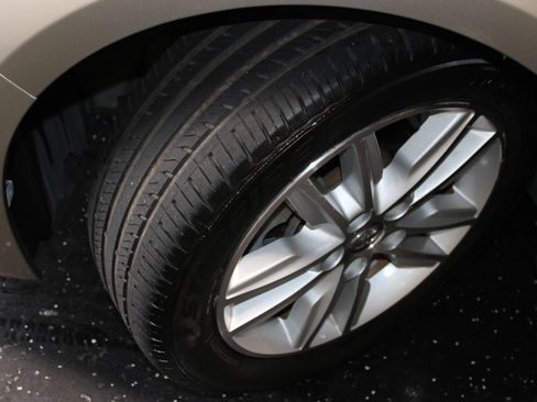 Used 2014 Toyota Avalon XLE FWD image 33