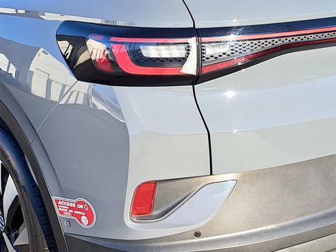 Certified 2023 Volkswagen ID.4 2WD image 34