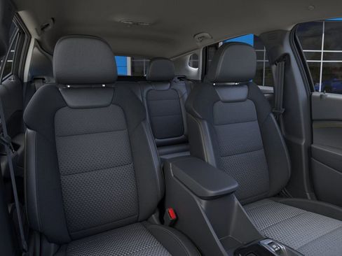 New 2026 Chevrolet Trax LT w/ Midnight Edition FWD image 16