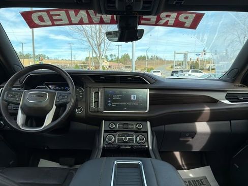 Used 2021 GMC Yukon Denali w/ Denali Premium Package image 37