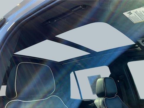 Used 2022 Chevrolet Tahoe Premier AWD/4WD image 30