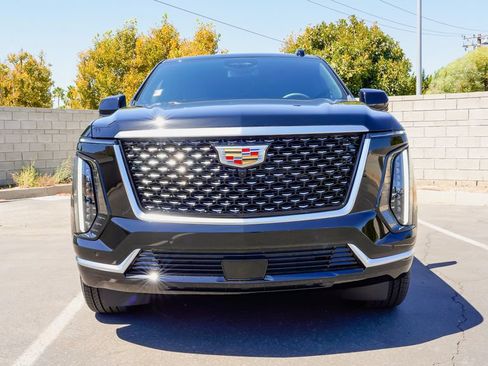 New 2026 Cadillac Escalade ESV 4WD image 4