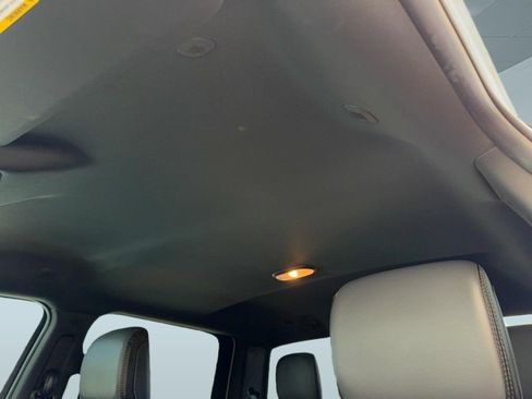 Used 2024 RAM 2500 Tradesman w/ Chrome Appearance Group AWD/4WD image 26