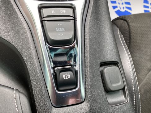 Used 2019 Chevrolet Camaro SS RWD image 15