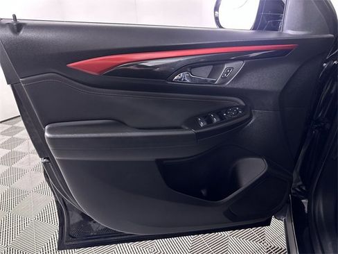 Used 2024 Chevrolet TrailBlazer RS image 23