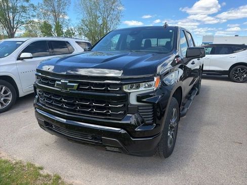 Used 2025 Chevrolet Silverado 1500 RST AWD/4WD image 3