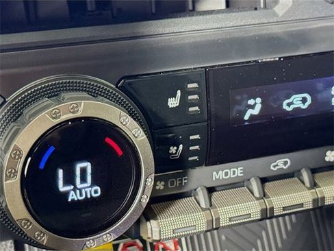 Certified 2025 Toyota 4Runner Limited image 20