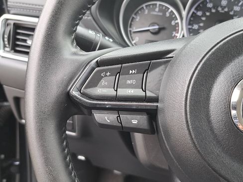 Used 2018 MAZDA CX-5 Touring FWD image 17