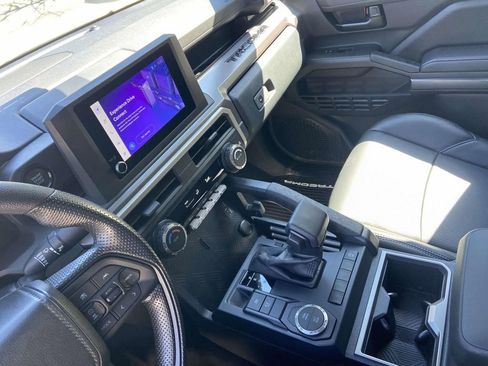 Used 2024 Toyota Tacoma SR5 image 21