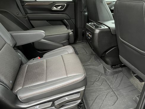 Used 2024 Chevrolet Tahoe High Country image 24