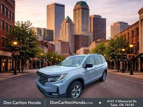 Used 2022 Honda Passport TrailSport image 3
