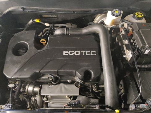 Used 2021 Chevrolet Equinox LT image 30