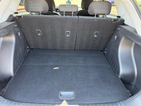 Used 2024 Hyundai Kona SEL FWD image 19