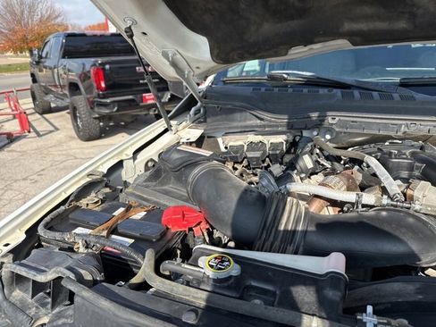 Used 2017 Ford F250 XLT image 8