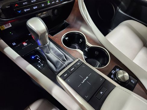 Used 2022 Lexus RX 350 FWD w/ Premium Package image 39