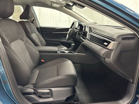 Used 2026 Toyota Camry LE image 60