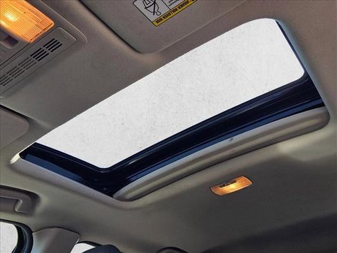 Used 2022 Honda HR-V EX image 15