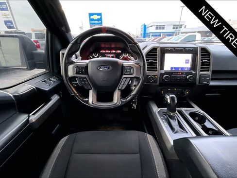 Used 2020 Ford F150 Raptor image 9
