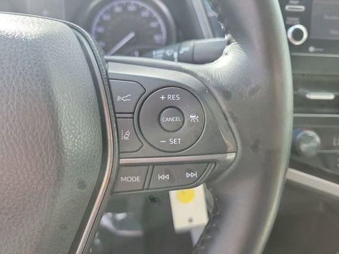 Used 2021 Toyota Camry SE image 26