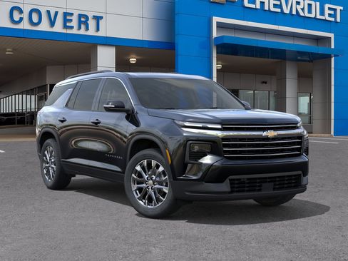 New 2026 Chevrolet Traverse LT w/ Sun and Wheel Package FWD image 7