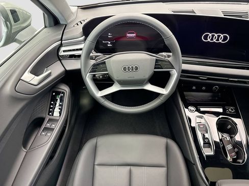 Used 2025 Audi A5 2.0T Premium image 11