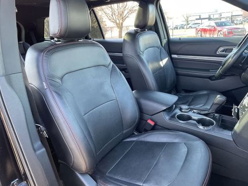 Used 2019 Ford Explorer Sport w/ Equipment Group 401A image 14