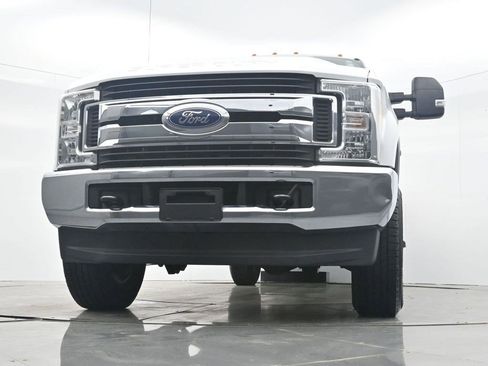Used 2017 Ford F250 XLT image 25