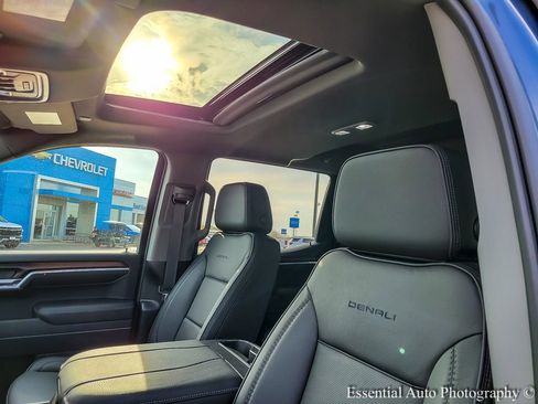 New 2026 GMC Sierra 1500 Denali AWD/4WD image 9