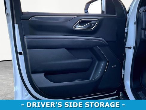 Used 2024 Chevrolet Suburban RST w/ Luxury Package AWD/4WD image 20