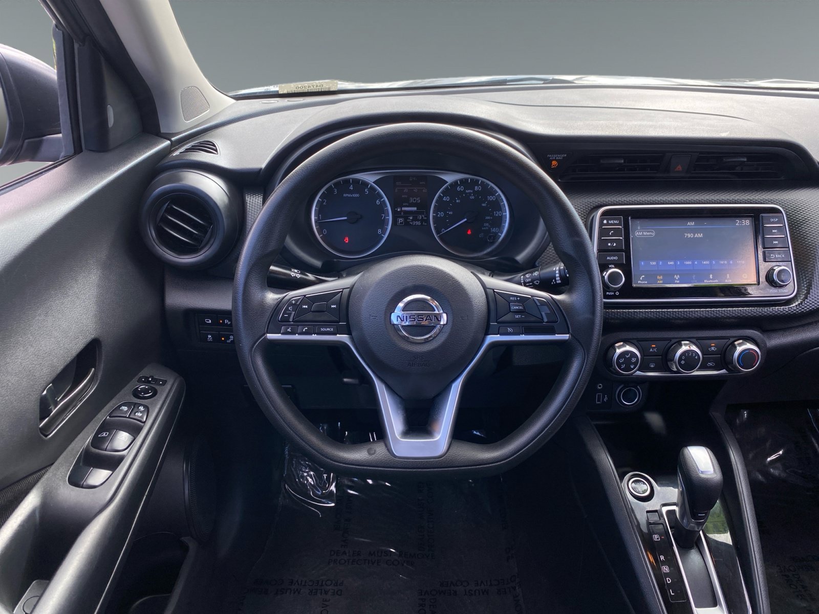 Used 2021 Nissan Kicks S FWD image 12