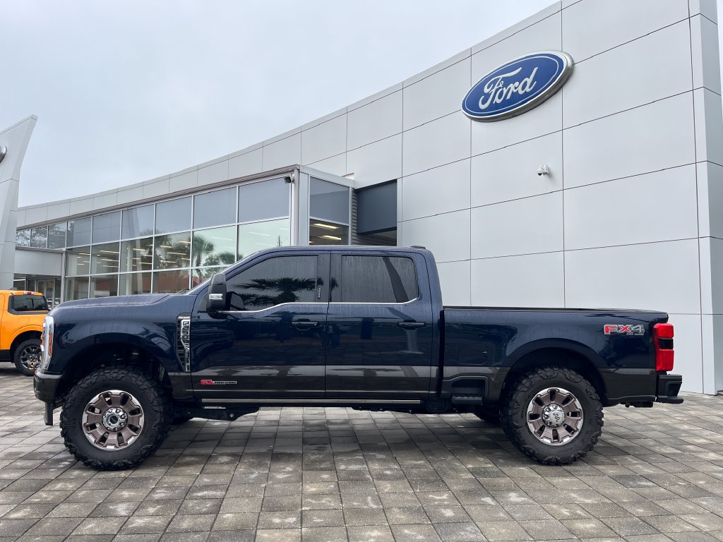 Used 2024 Ford F250 King Ranch AWD/4WD image 3