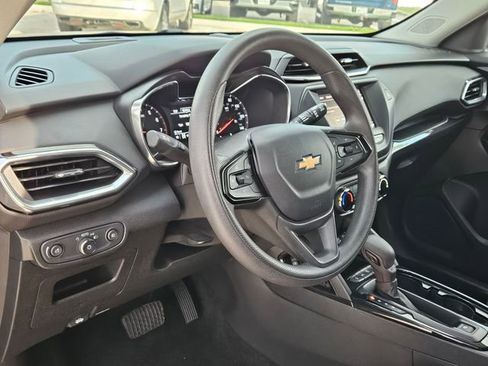 Used 2023 Chevrolet TrailBlazer LT image 8