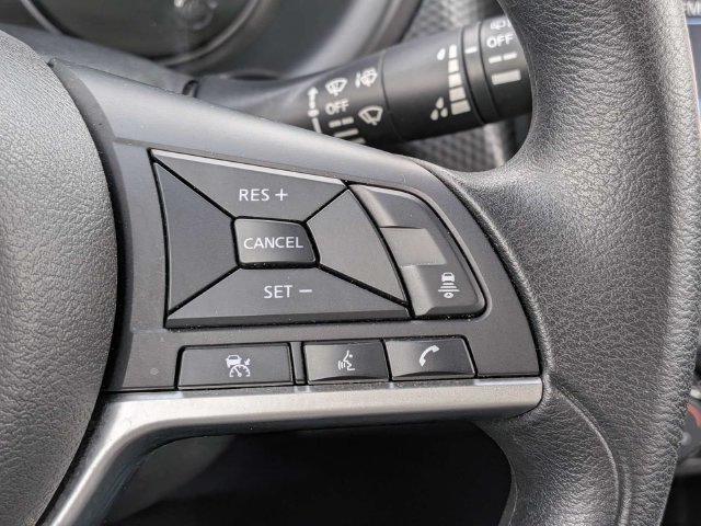 Used 2022 Nissan Kicks SV FWD image 24