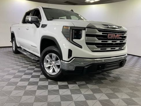 Used 2024 GMC Sierra 1500 SLE w/ Preferred Package AWD/4WD image 50