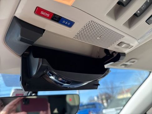 Used 2019 Subaru Ascent Limited image 28