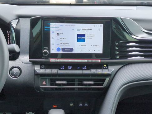 Certified 2026 Toyota Camry SE FWD image 17