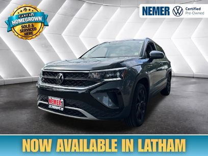 Certified 2023 Volkswagen Taos SE w/ Black Wheel Package