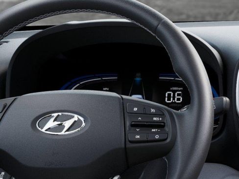 New 2026 Hyundai Venue SEL FWD image 14