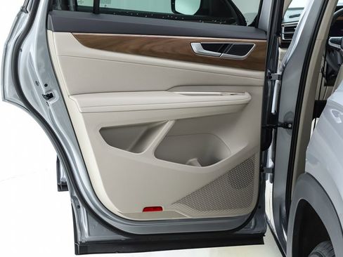 New 2026 Volkswagen Atlas SE image 55