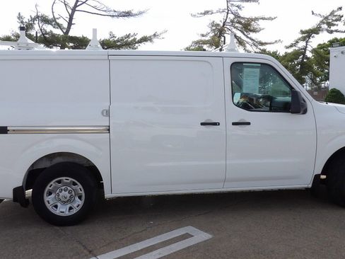Used 2020 Nissan NV 1500 SV RWD image 2