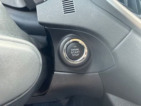 Used 2023 Subaru Ascent Limited AWD/4WD image 24