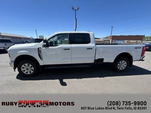 Used 2024 Ford F350 XLT AWD/4WD image 15