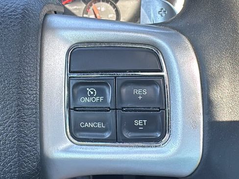 Used 2013 Dodge Charger R/T RWD image 27