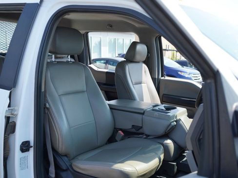 Used 2018 Ford F450 XL w/ Power Equipment Group RWD image 18
